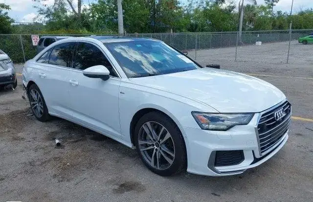 AUDI A6 PREMIUM PLUS 55 TFSI QUATTRO S TRONIC 2023