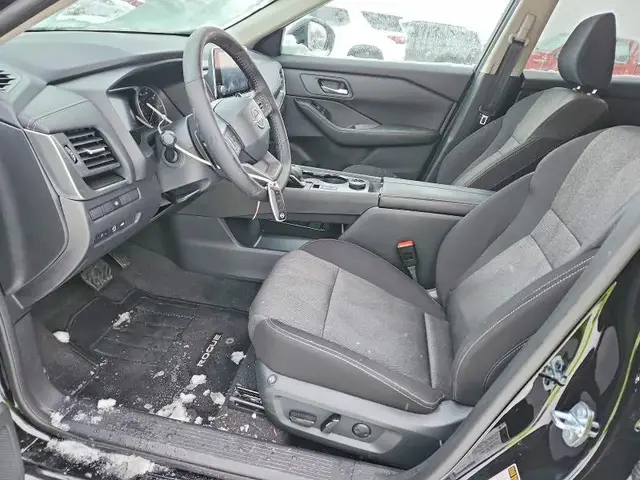 NISSAN ROGUE SV 2025