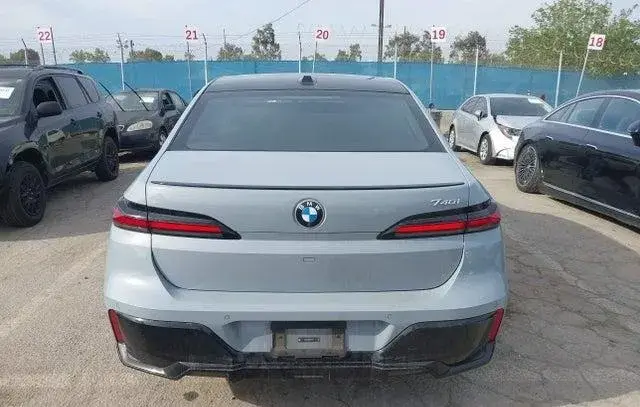 BMW 740I 2024