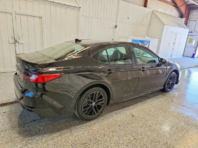 TOYOTA CAMRY SE 2026