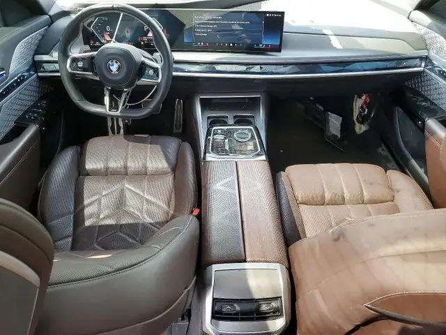 BMW 760 XI 2023