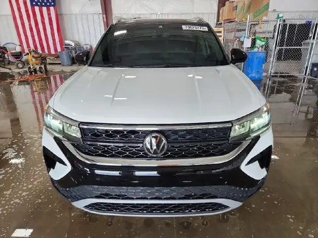 VOLKSWAGEN TAOS SE 2024