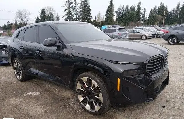 BMW XM 2024