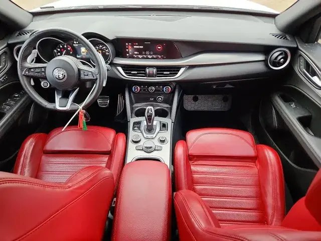 ALFA ROMEO STELVIO TI 2022