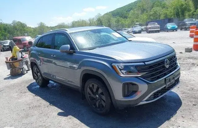 VOLKSWAGEN ATLAS CROSS SPORT 2.0T SE W/TECHNOLOGY 2024