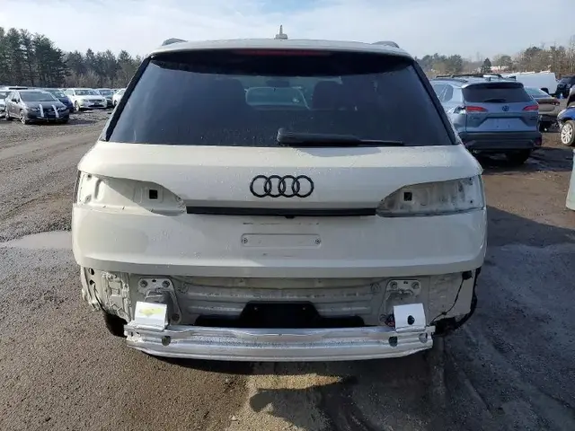 AUDI Q7 2022