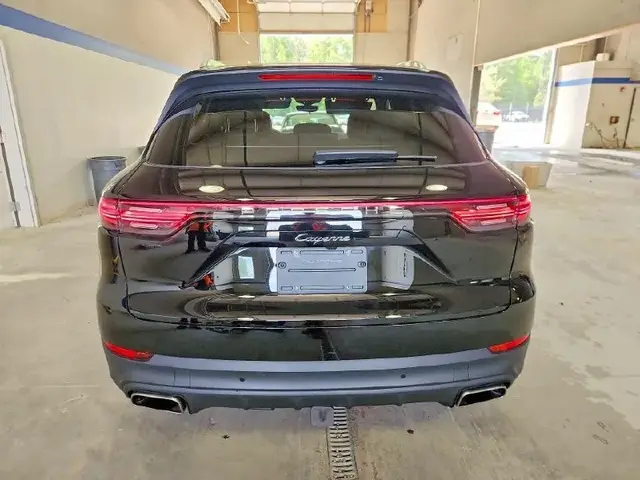 PORSCHE CAYENNE 2023