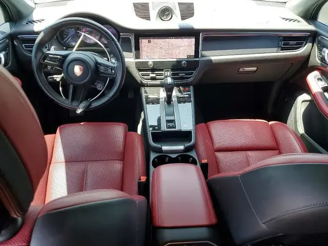 PORSCHE MACAN GTS 2023
