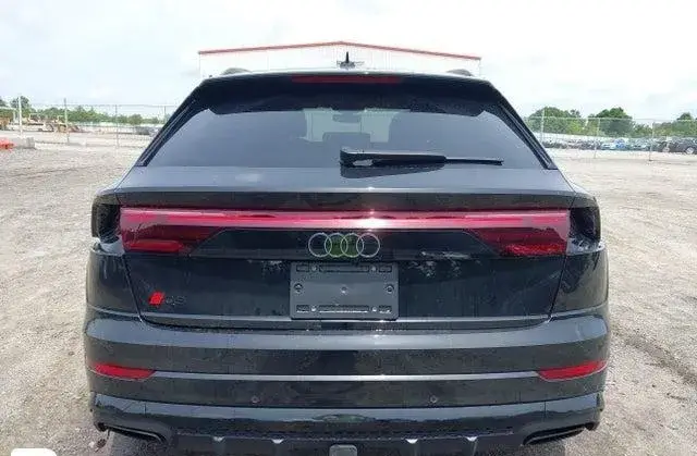 AUDI Q8 PRESTIGE 55 TFSI QUATTRO 2024