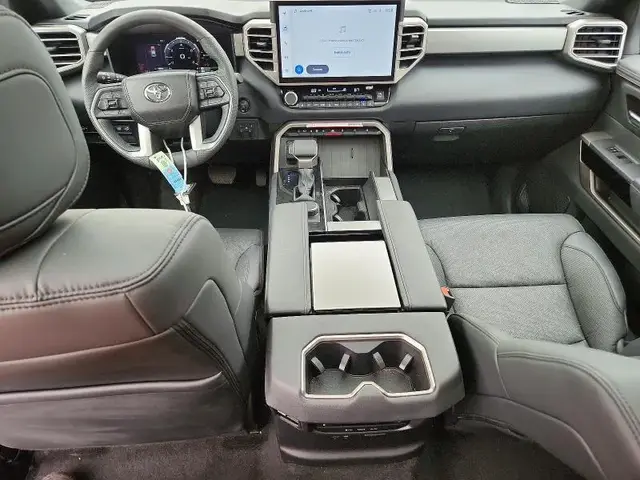 TOYOTA SEQUOIA LIMITED 2025