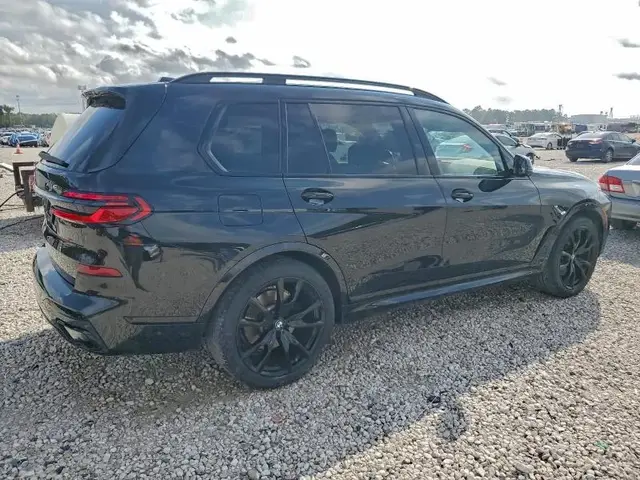 BMW X7 2024