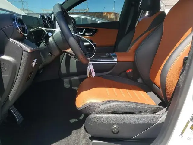 MERCEDES-BENZ GLC 300 4MATIC 2024