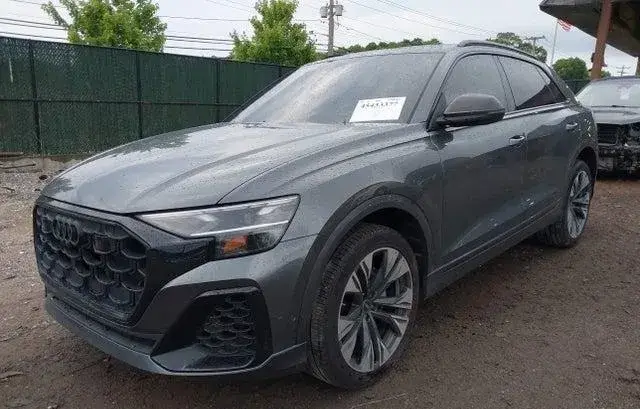 AUDI Q8 PREMIUM PLUS 55 TFSI QUATTRO 2025
