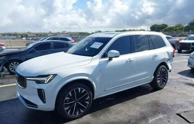 VOLVO XC90 B6 PLUS 7-SEATER 2025