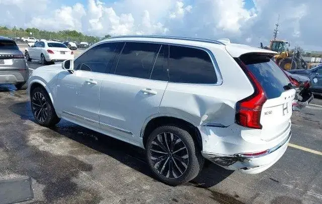 VOLVO XC90 B6 PLUS 7-SEATER 2025