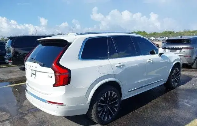 VOLVO XC90 B6 PLUS 7-SEATER 2025