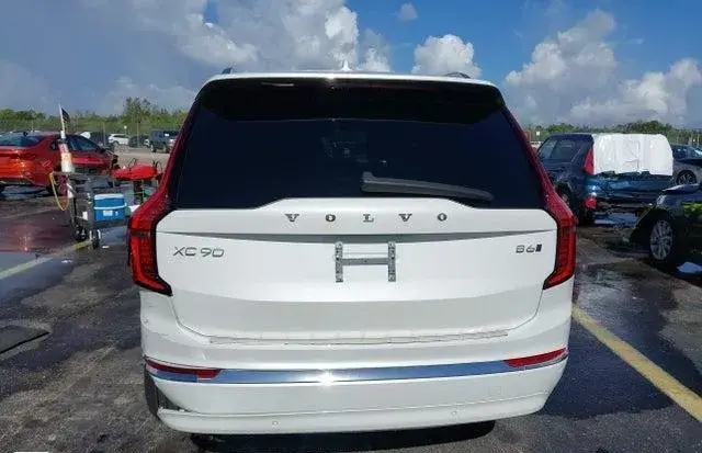 VOLVO XC90 B6 PLUS 7-SEATER 2025