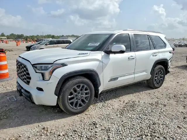 TOYOTA SEQUOIA PLATINUM 2026