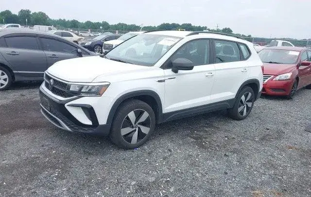 VOLKSWAGEN TAOS 1.5T S 2024