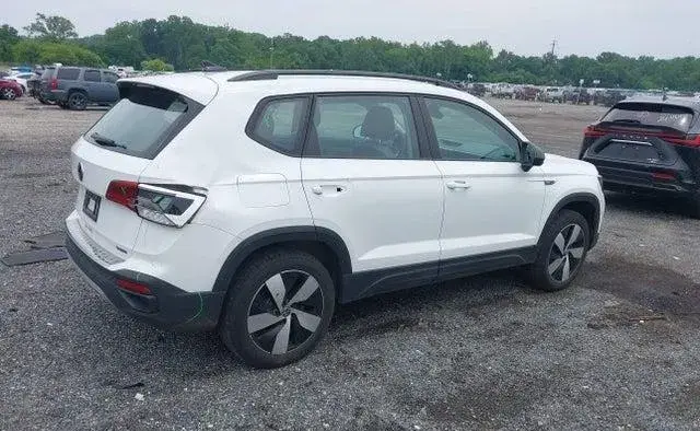 VOLKSWAGEN TAOS 1.5T S 2024
