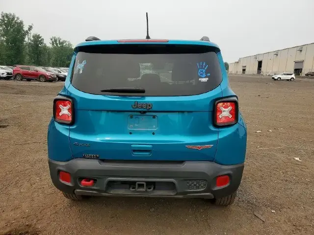 JEEP RENEGADE TRAILHAWK 2022