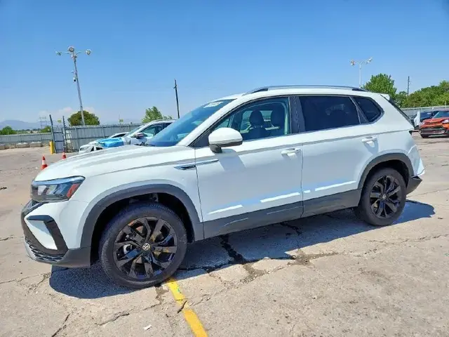 VOLKSWAGEN TAOS SE 2022