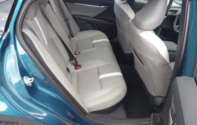 TOYOTA CAMRY SE 2026