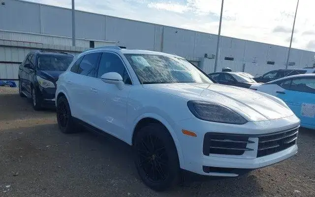 PORSCHE CAYENNE 2024