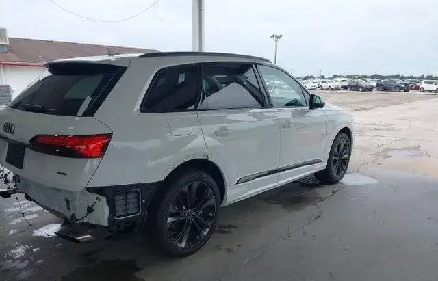 AUDI Q7 PREMIUM PLUS 55 TFSI QUATTRO TIPTRONIC 2025