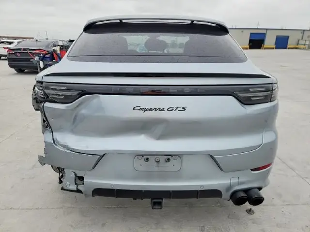 PORSCHE CAYENNE GTS COUPE 2023