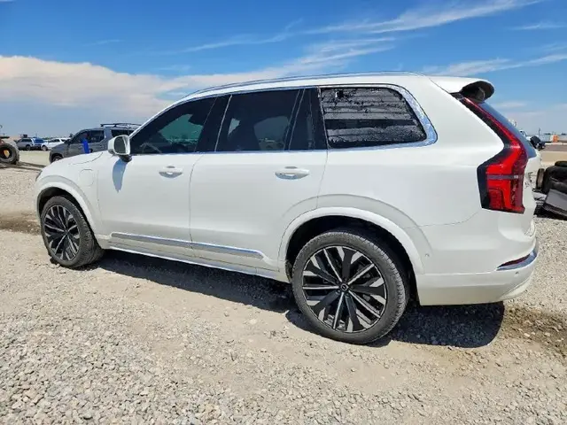 VOLVO XC90 ULTRA 2025