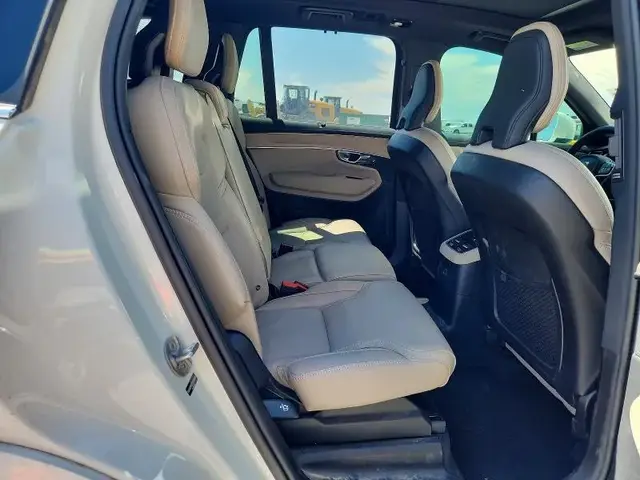 VOLVO XC90 ULTRA 2025