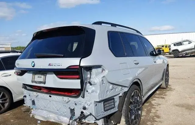 BMW X7 M60I 2025