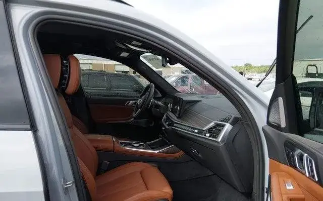 BMW X7 M60I 2025