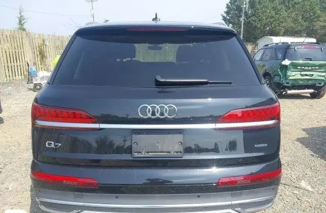 AUDI Q7 PREMIUM PLUS 55 TFSI QUATTRO TIPTRONIC 2023