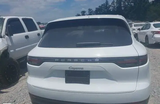 PORSCHE CAYENNE PLATINUM EDITION 2022