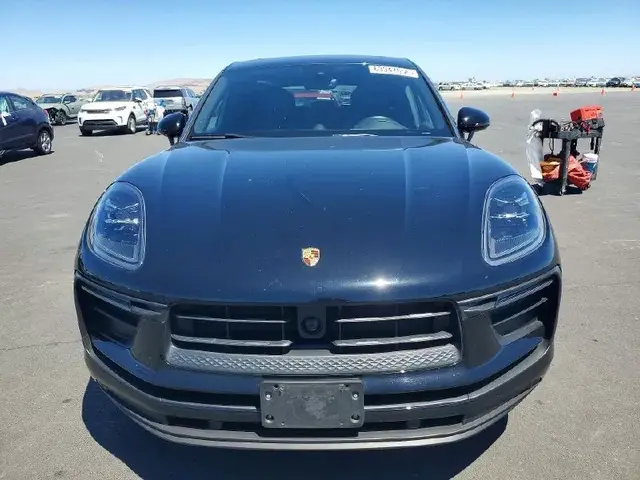 PORSCHE MACAN BASE 2023