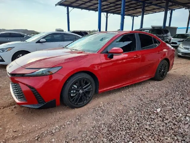 TOYOTA CAMRY SE 2025