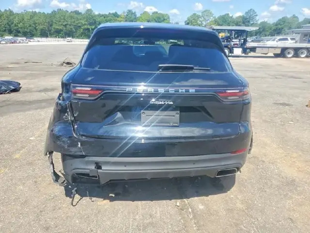 PORSCHE CAYENNE BASE 2023