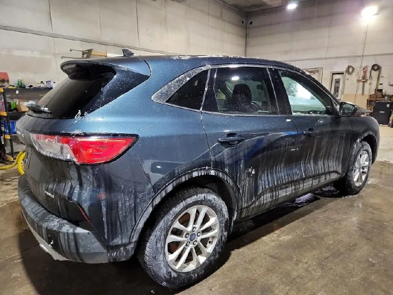 FORD ESCAPE SE 2022