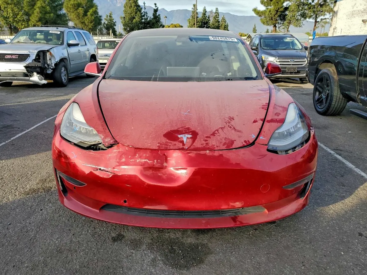 TESLA MODEL 3 2018
