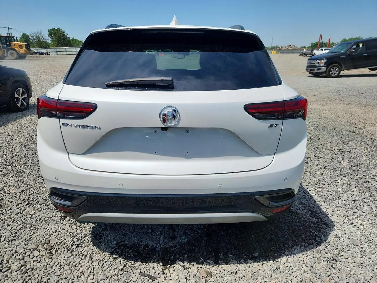 BUICK ENVISION ESSENCE 2023