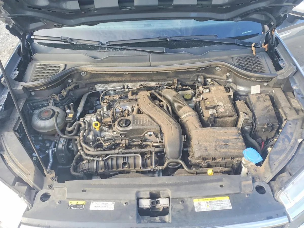 VOLKSWAGEN TAOS SE 2022