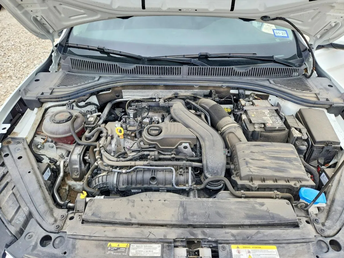 VOLKSWAGEN JETTA SE 2024