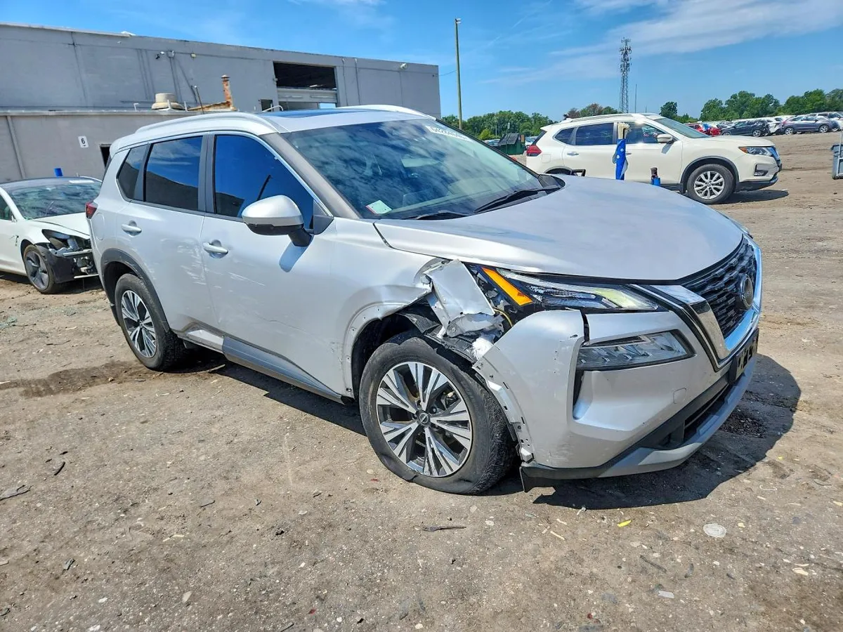 NISSAN ROGUE SV 2023