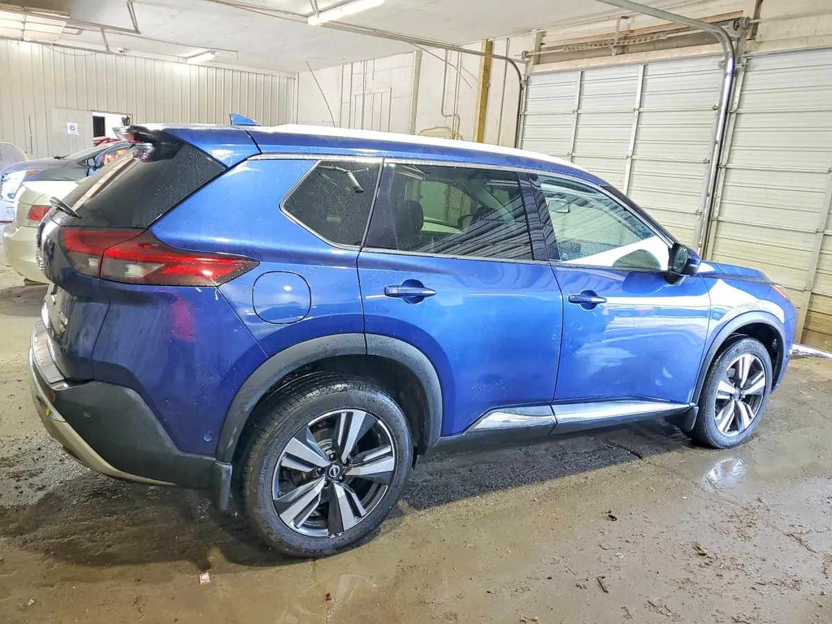 NISSAN ROGUE PLATINUM 2023