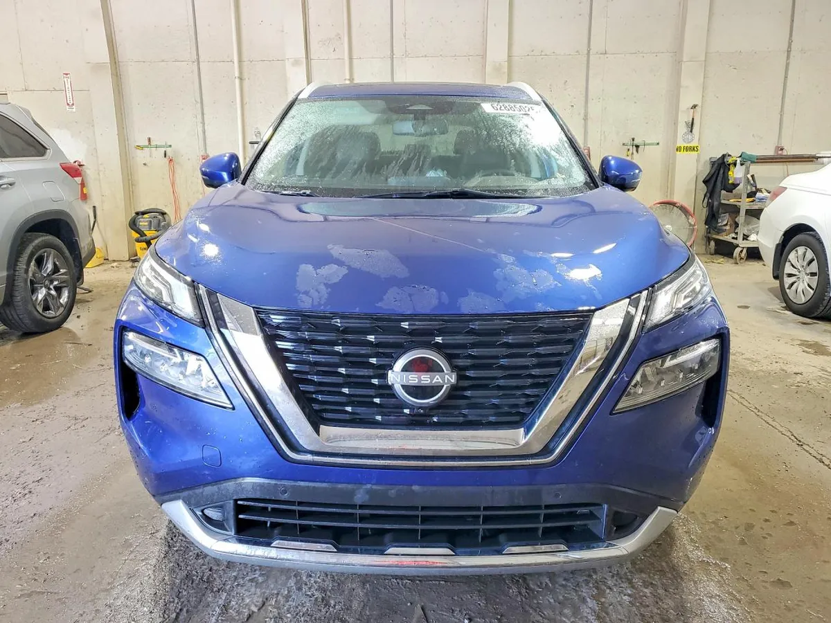 NISSAN ROGUE PLATINUM 2023