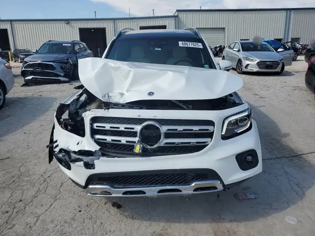 MERCEDES-BENZ GLB 2022