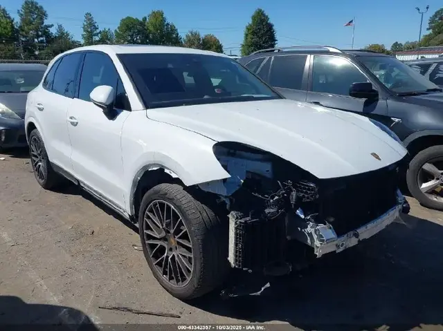 PORSCHE CAYENNE 2019