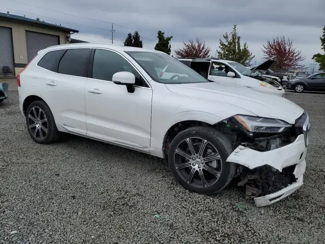 VOLVO XC60 T8 INSCRIPTION 2019